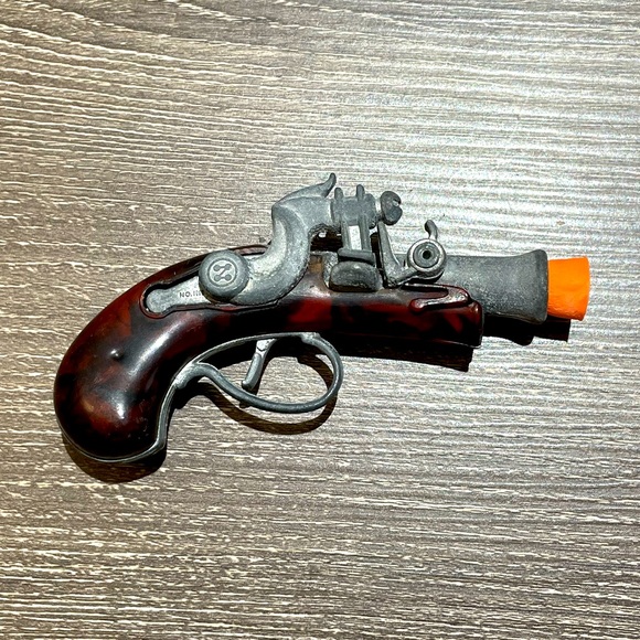 VINTAGE 1970s ZEE TOYS Flintlock Son Of A Gun Diecast Mini Cap Gun 3.5” - Picture 1 of 5